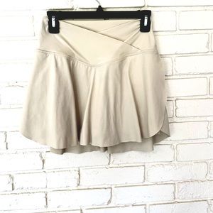 Halara tan stretchy skort- size Medium